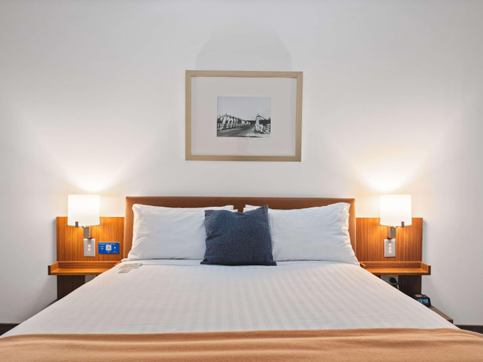Bedroom 16