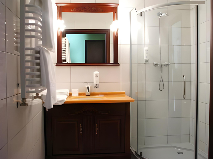 Bathroom 4, Villa Grudziadz, Świecie
