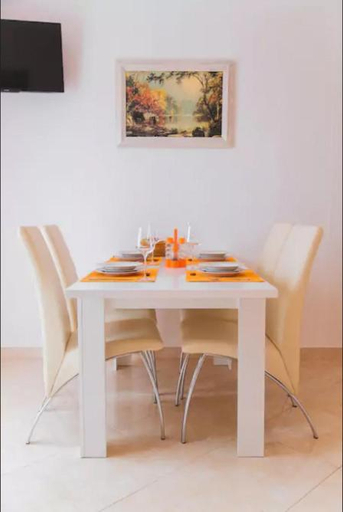 4, Apartments Kristian, Bol