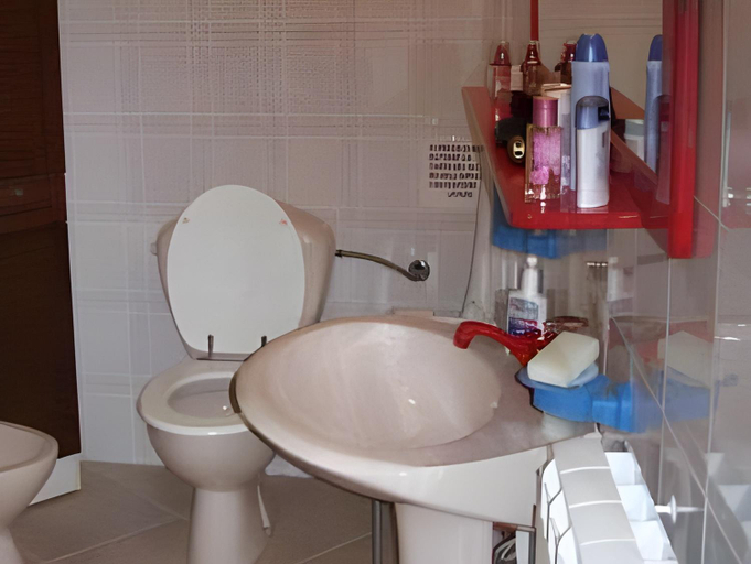 Bathroom 3, Domos Le Due Tuie, Carbonia-Iglesias