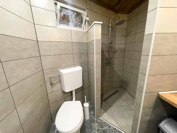 Bathroom 4, Villa Paun, Vinodolska