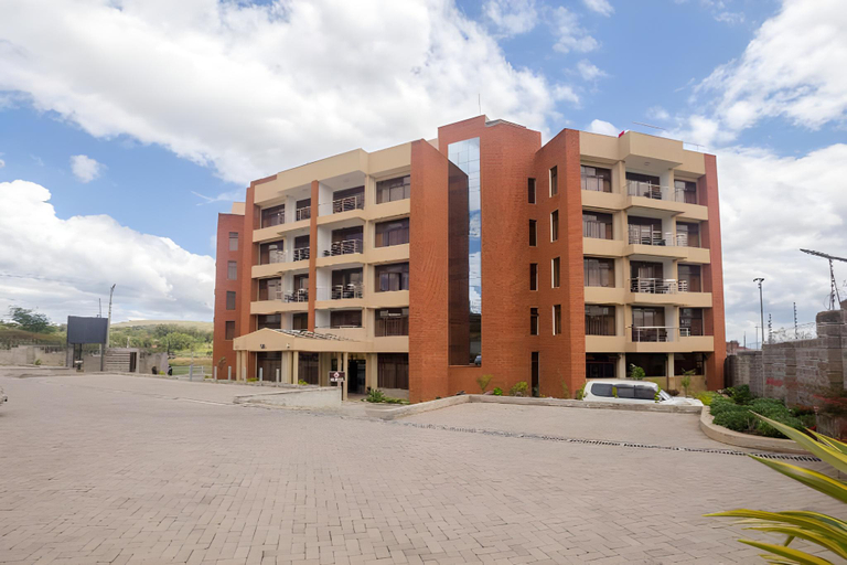 Others 2, Grand Winston Hotel, Bahati