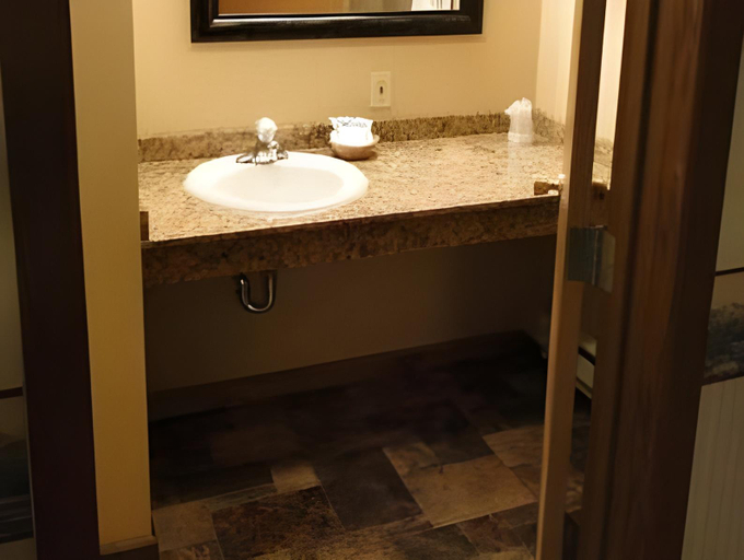 Bathroom 3, Stagecoach Inn & Suites, Fremont