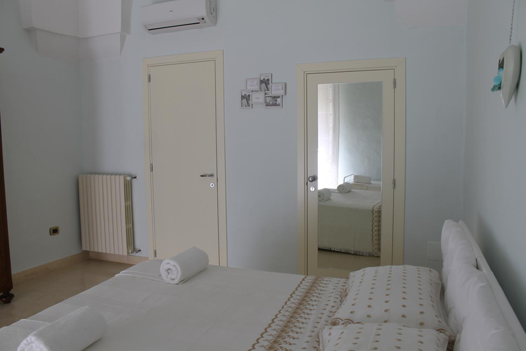 Others 3, B&B Nino Moro, Lecce