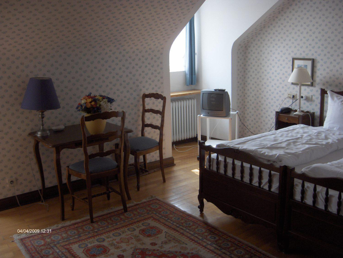 Bedroom 5