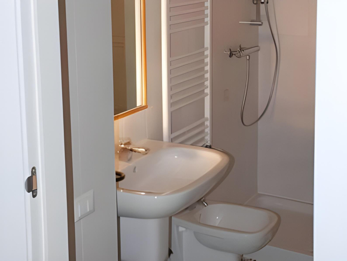 Bathroom 3, Torretta ai Sassi, Matera
