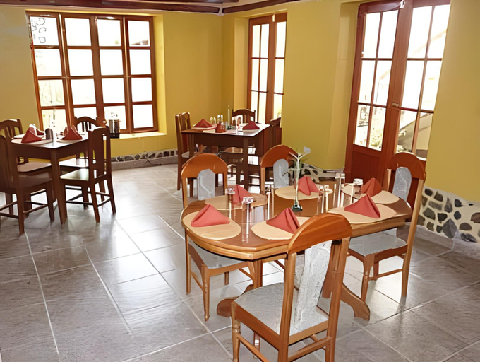 Others 3, Wayras Hostal, Urubamba