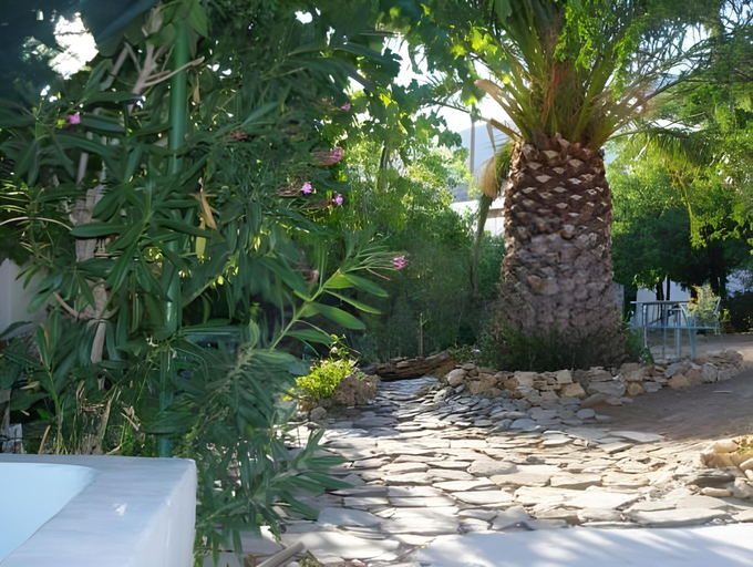Others 5, Oasis, South Aegean