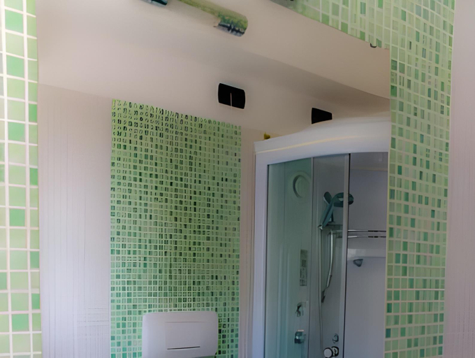 Bathroom 2, Blu Mediterraneo B&B, Messina