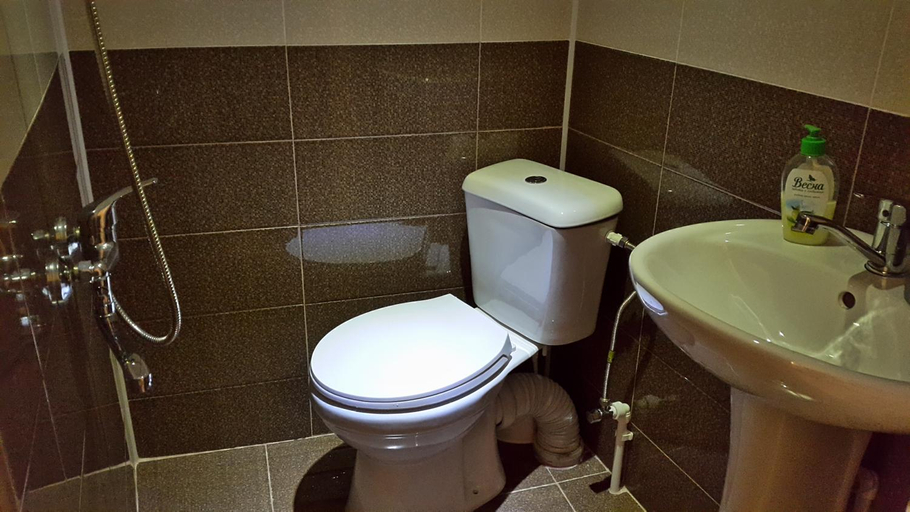 Bathroom 3, Hotel New Star, Akhaltsikhe