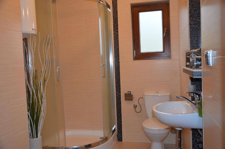 Bathroom 3, Sloneczna Kraina 1, Lesko