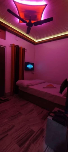 Others 3, Shree Guest House, Varanasi