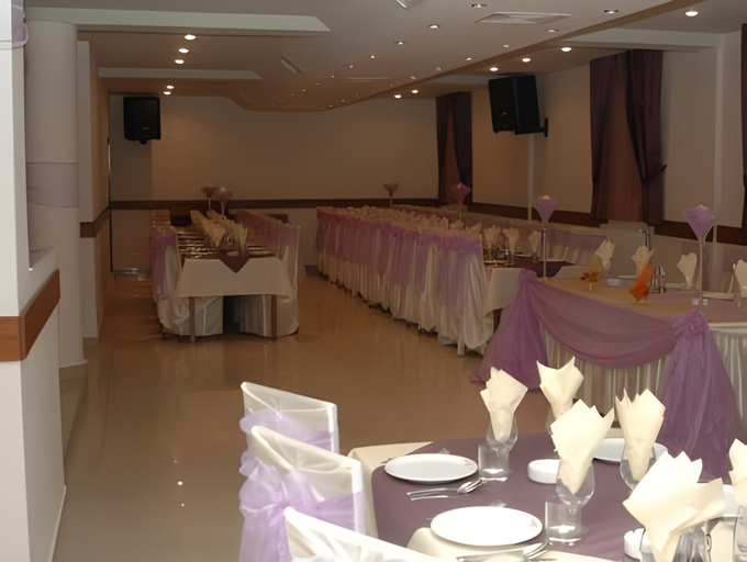 Food & Drinks 5, Hotel Iris, Arad