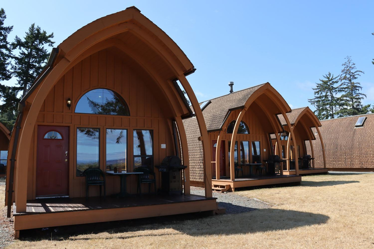 Others 4, Oyster Bay Resort, Comox-Strathcona