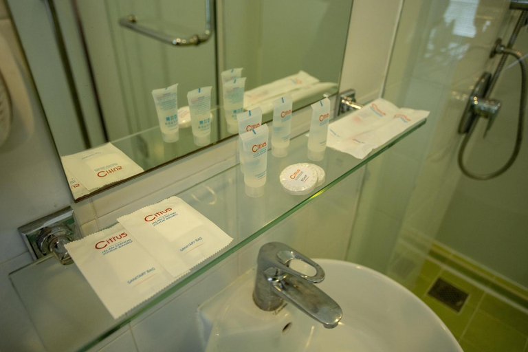 Bathroom 21
