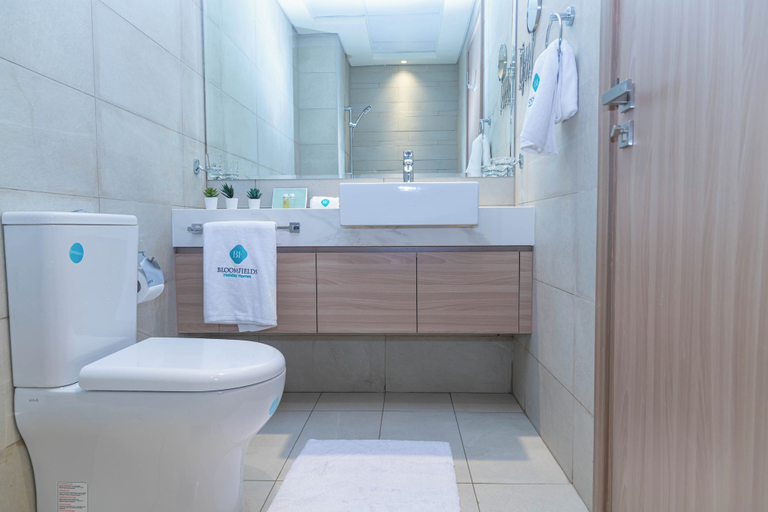 Bathroom 2, Bloomfields Deluxe STU Azizi Riviera, Dubai