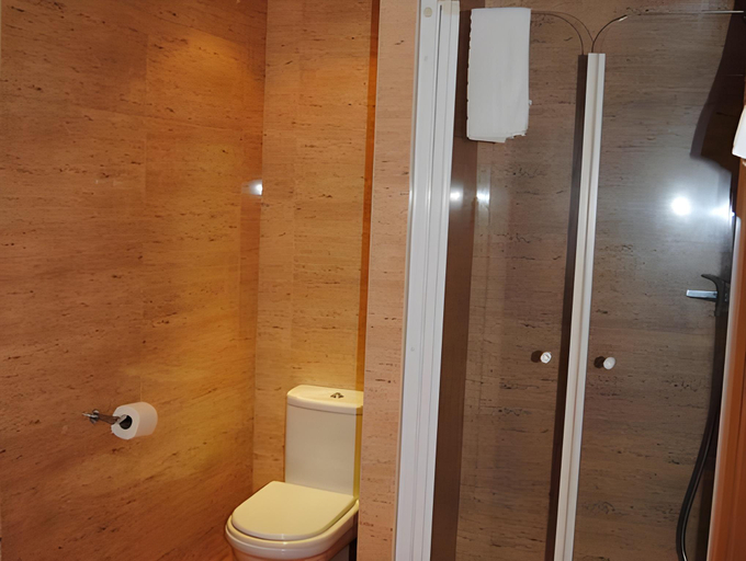 Bathroom 3, Apartaments Turistics Conseller