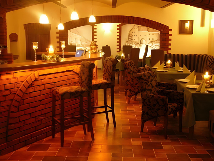 Food & Drinks 5, Villa Grudziadz, Świecie
