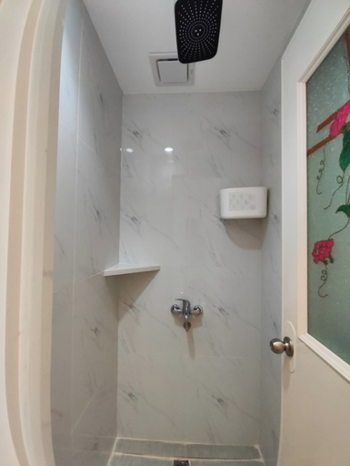 Bathroom 3, DMC Condotel, Puerto Princesa City
