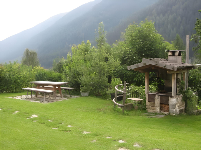 Others 4, Haus Adlerhorst, Bolzano
