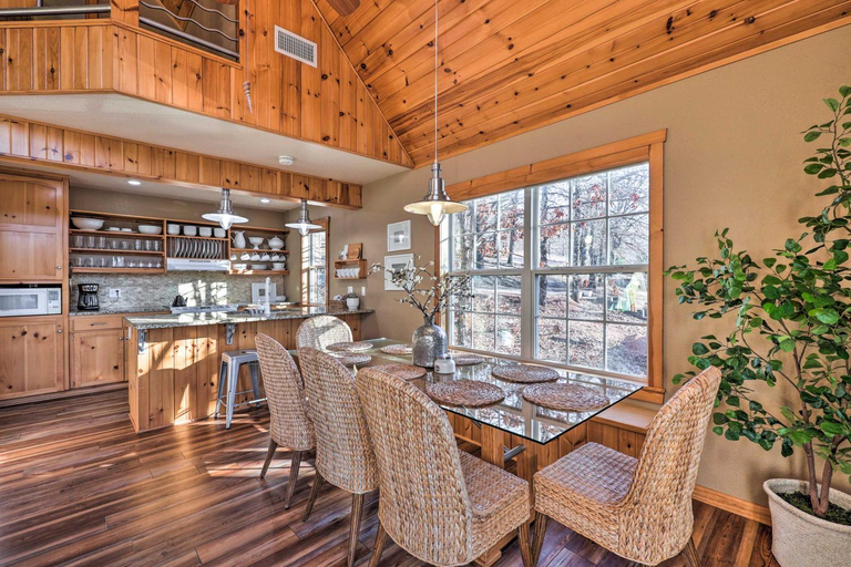 Food & Drinks, Pet-Friendly Grand Lake House with Dock and Kayaks!, Delaware