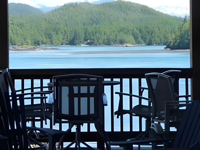 Others 4, The Inn at Tough City, Alberni-Clayoquot