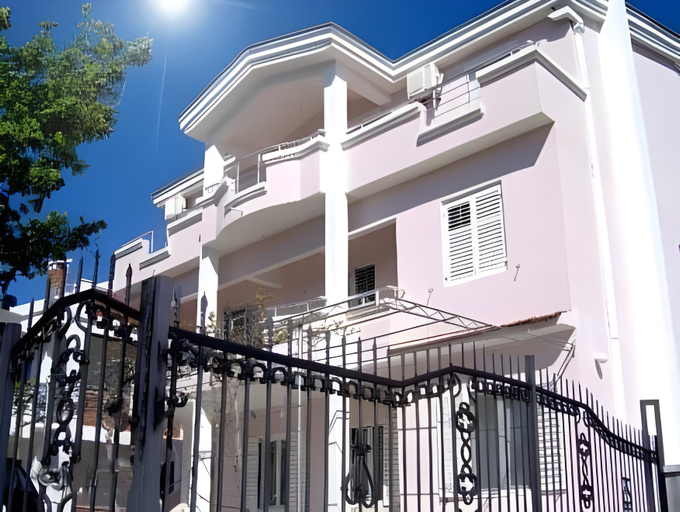 Exterior & Views 1, Apartments Perezaj