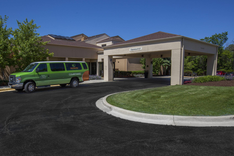 Exterior & Views 5, Courtyard by Marriott Chicago Highland Park/Northbrook, Cook