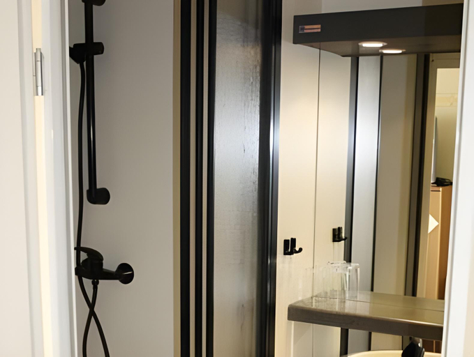 Bathroom 2, Hotel St. Hubertus, Westerwaldkreis