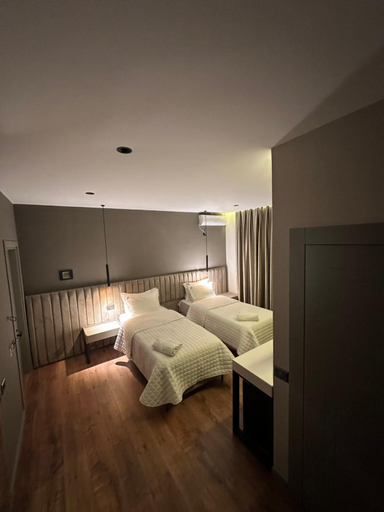 Bedroom 9