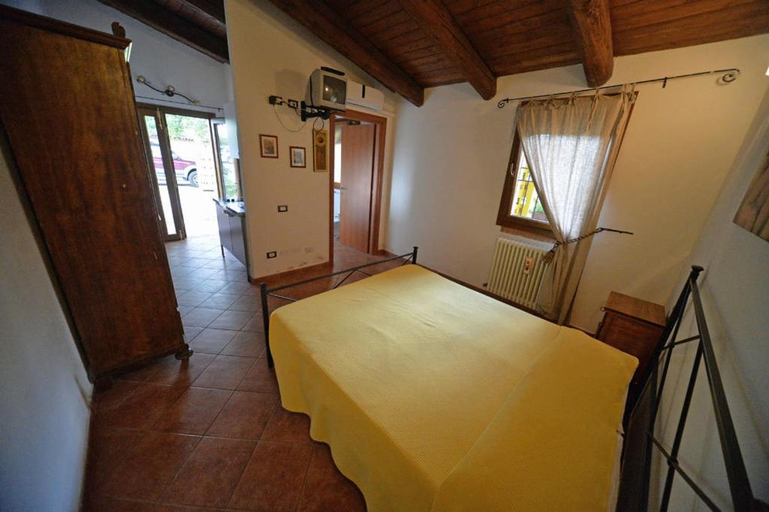 Others 3, Agriturismo Calderino, Ravenna