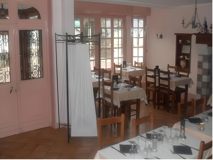 Others 3, Restaurant & Chambres d'Hotes L'Eau Vive, Eure