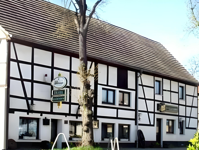 Others 2, Hotel Lindenhof, Saalekreis