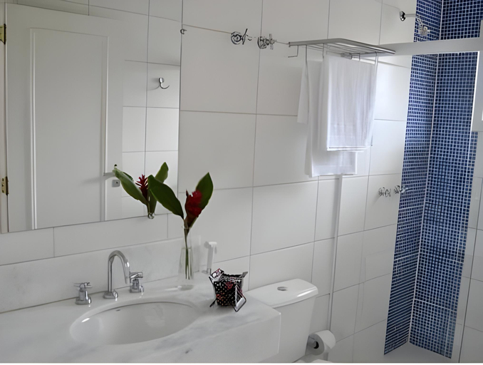Bathroom 3, Pousada Cana Caiana, Parati