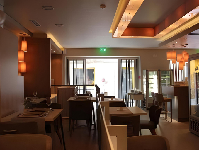 Food & Drinks 3, Scallop Rooms self check-in, Zadar