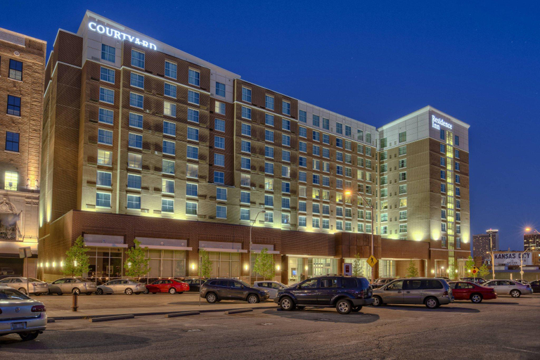 Exterior & Views 2, Courtyard by Marriott Kansas City Downtown/Convention Center, Kansas City