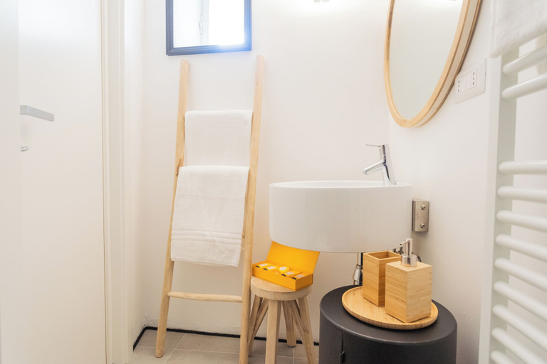Bathroom 3, P Terrace by Rent all Como, Como