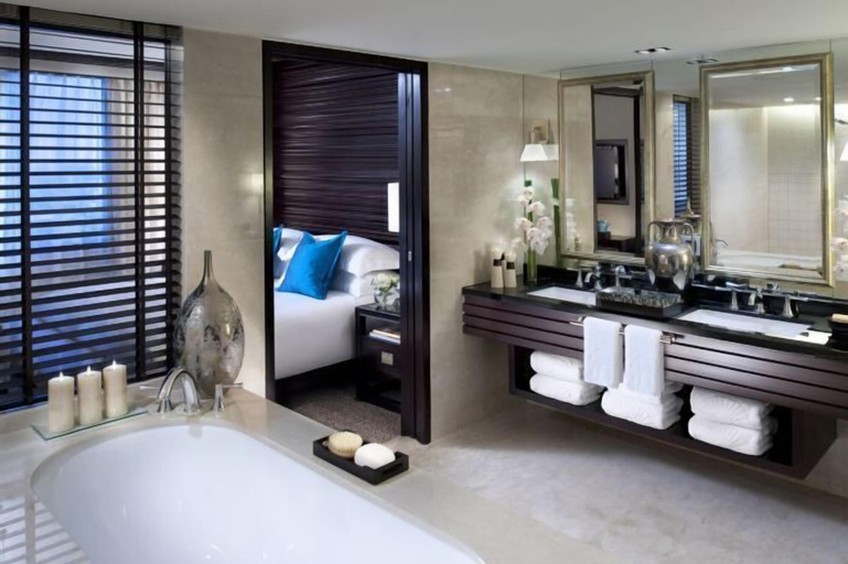 Bathroom 8