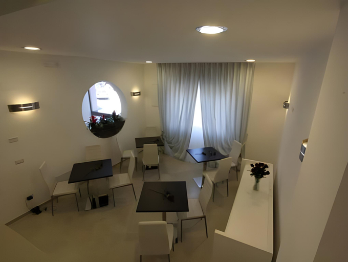 Others 3, B&B Al Picchio, Bari