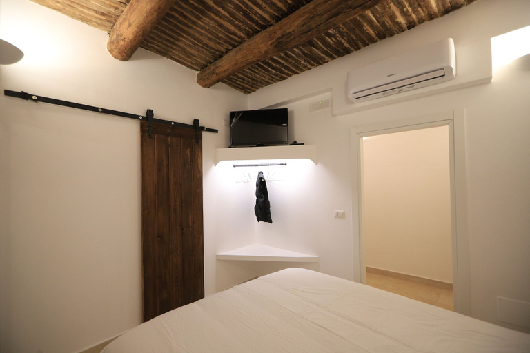 Bedroom 5, Ai 13 Gradoni di Chiaia, Napoli