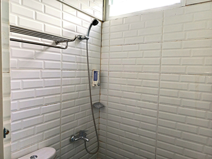 Bathroom 2, Khanza Costel Syariah, Cianjur