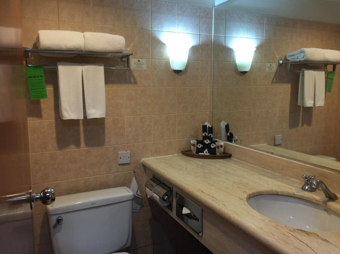 Bathroom 5, Corus Paradise Resort, Port Dickson