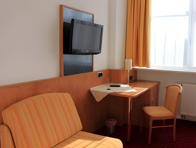 Others 2, AaRa Hotel, Bautzen