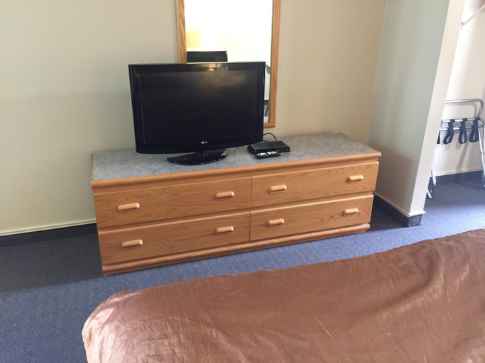 Bedroom 3, Avalon Inn, Okanagan-Similkameen