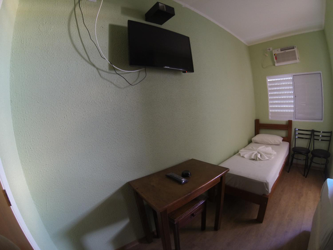 Bedroom 2, Hotel Paris, Jundiaí