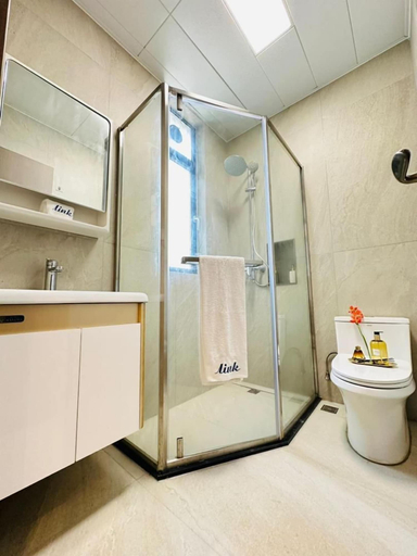 Bathroom 4, Greenland Apartment by Link, Nyarugenge