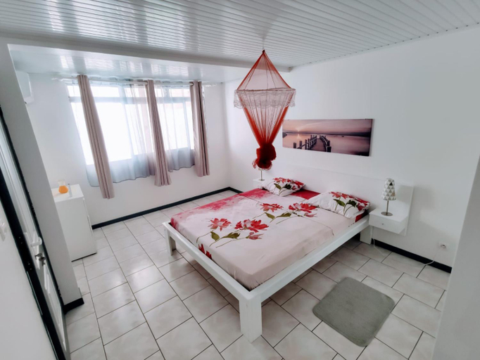 Bedroom, Dany Lodge - Spacieux T2 a 5 minutes de la plage en voiture, Rivière-Pilote