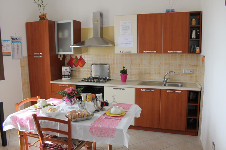 Food & Drinks 3, B&B Is Janas E5391, Oristano