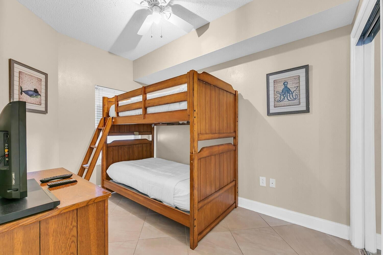 Bedroom 3, Majestic Beach Towers 2-801, Bay