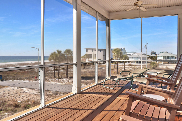 Others 4, Windchimes, Bay